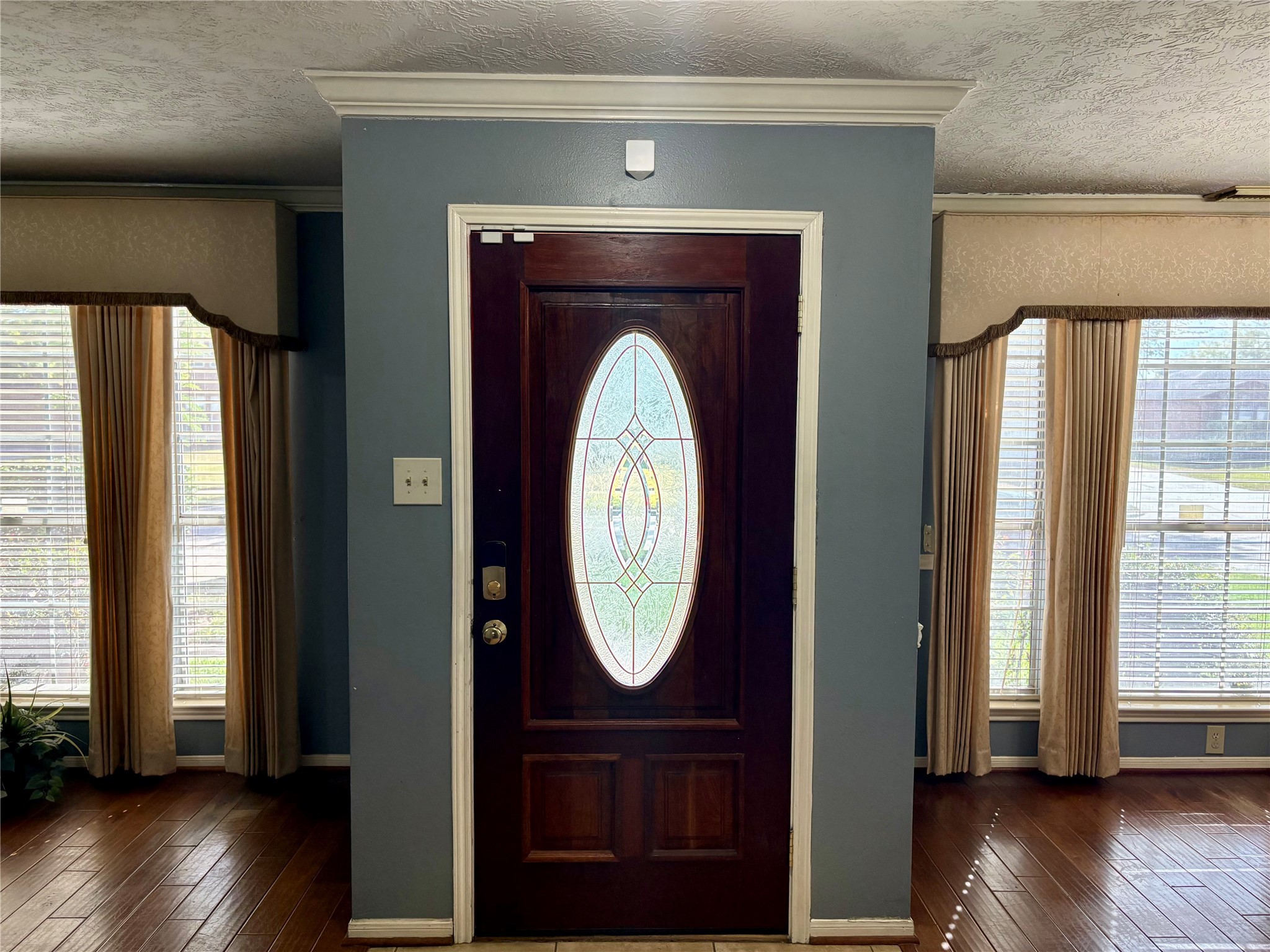 6510 Summit Ridge Court Houston, TX 77085 - Photo 5 of 10