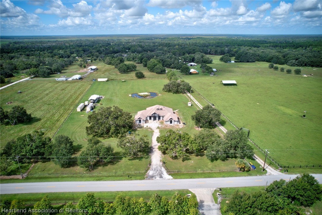 11819 Payne Road Sebring, FL 33875 - Photo 5 of 17 Gallery Image 5
