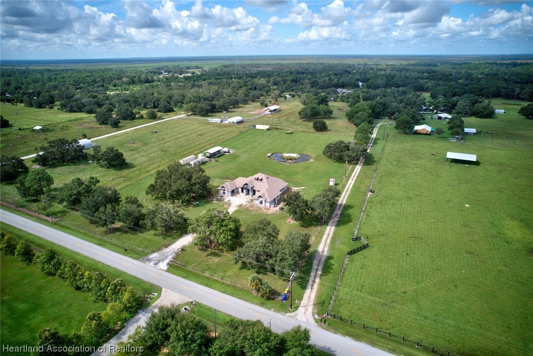 11819 Payne Road Sebring, FL 33875 - Photo 6 of 17 Gallery Image 6