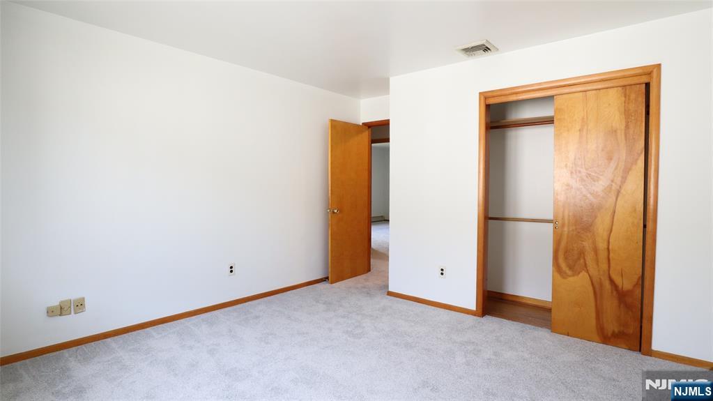 538 Hillside Street, Unit 2 Ridgefield, NJ 07657 - Photo 19 of 35