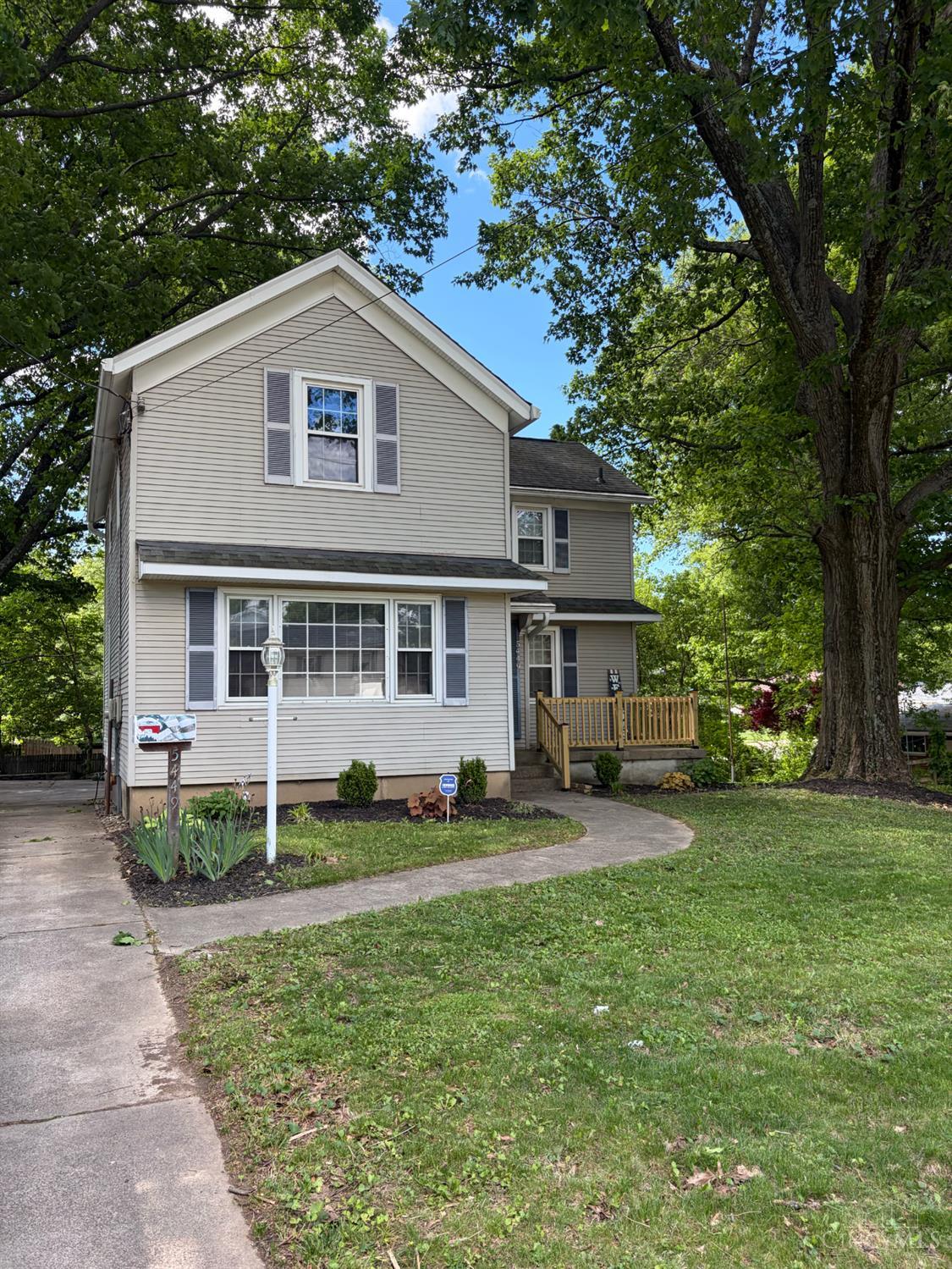 5449 Sidney Road Cincinnati, OH 45238 - Photo 1 of 27