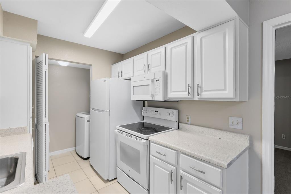 1029 South Hiawassee Road, Unit 2421 Orlando, FL 32835 - Photo 16 of 20