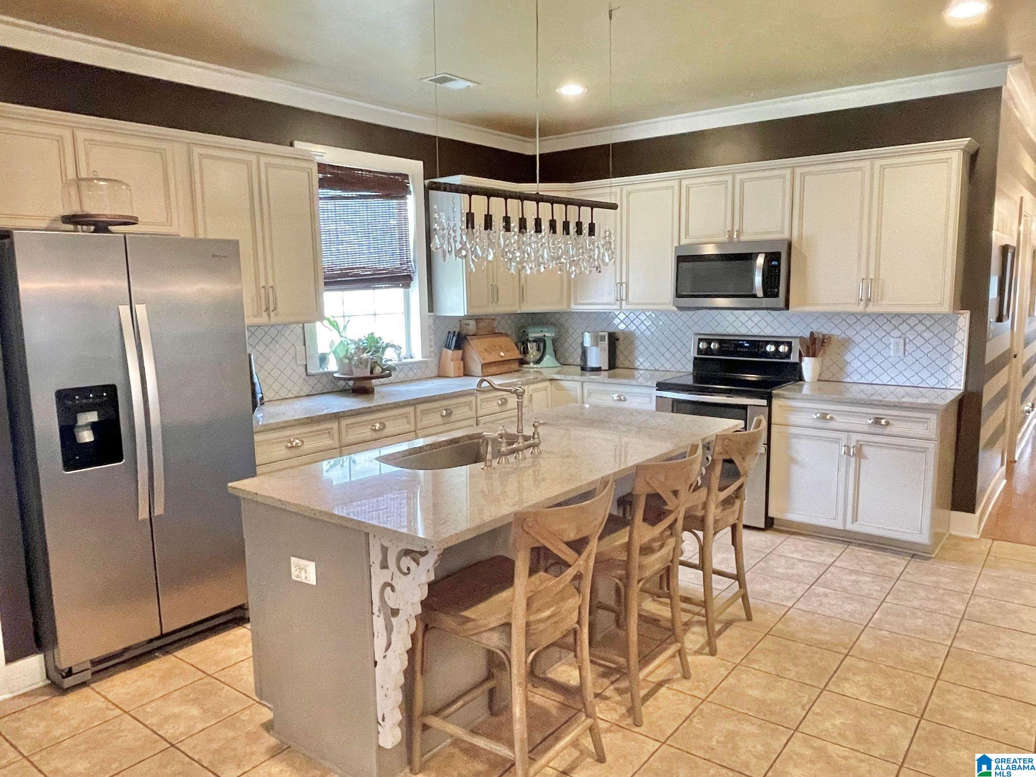 127 King Richards Way Calera, AL 35040 - Photo 10 of 40