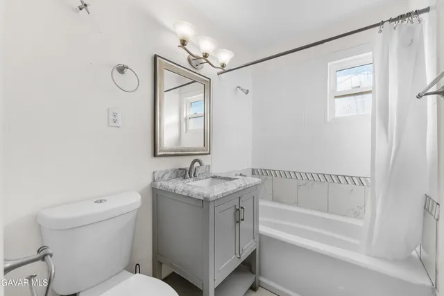 $380,000 | 45323 Andale Avenue, Lancaster, CA 93535