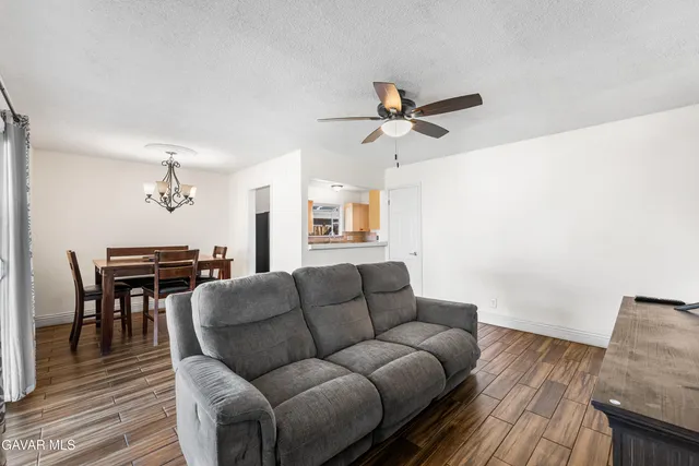 $380,000 | 45323 Andale Avenue, Lancaster, CA 93535