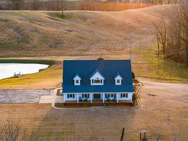 $749,000 | 5030 Rogers Marshall Road, Union City, TN 38261