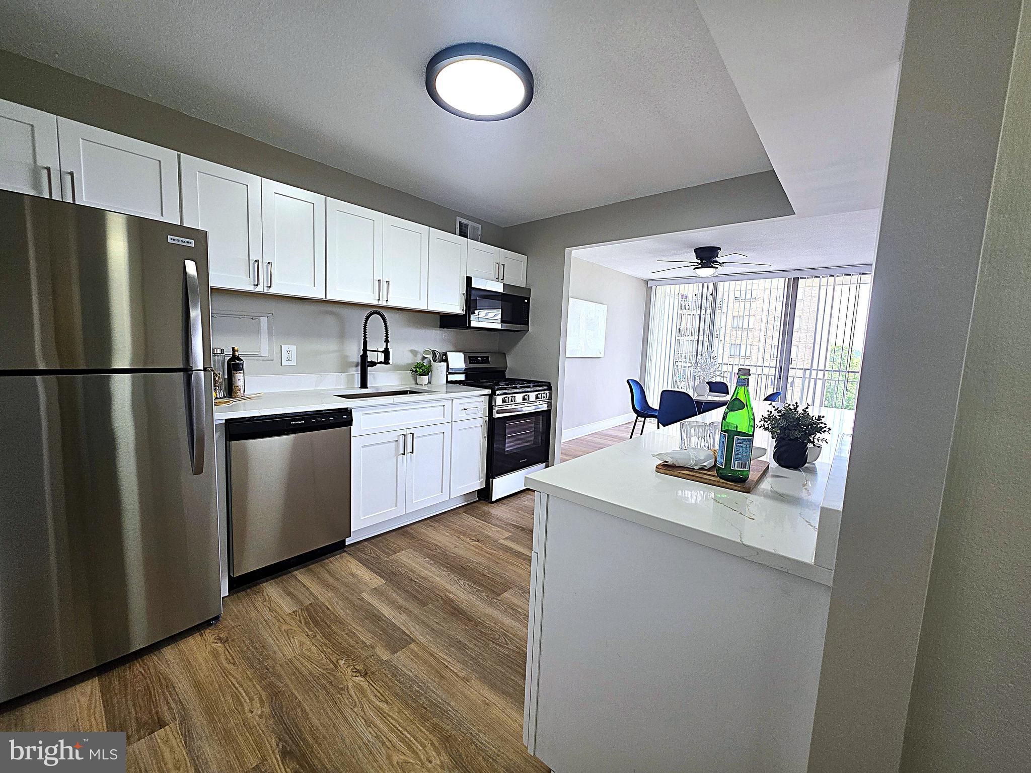 1836 Metzerott Road, Unit 706 Hyattsville, MD 20783 - Photo 3 of 37