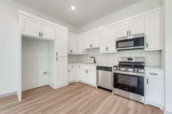 $1,400 | 1509 Locust Street, Unit B, Commerce, TX 75428