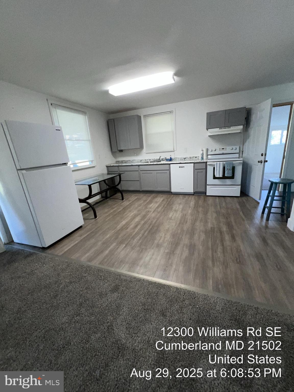 12302 Williams Road Southeast Cumberland, MD 21502 - Photo 17 of 35 a view of a kitchen with furniture and a kitchen