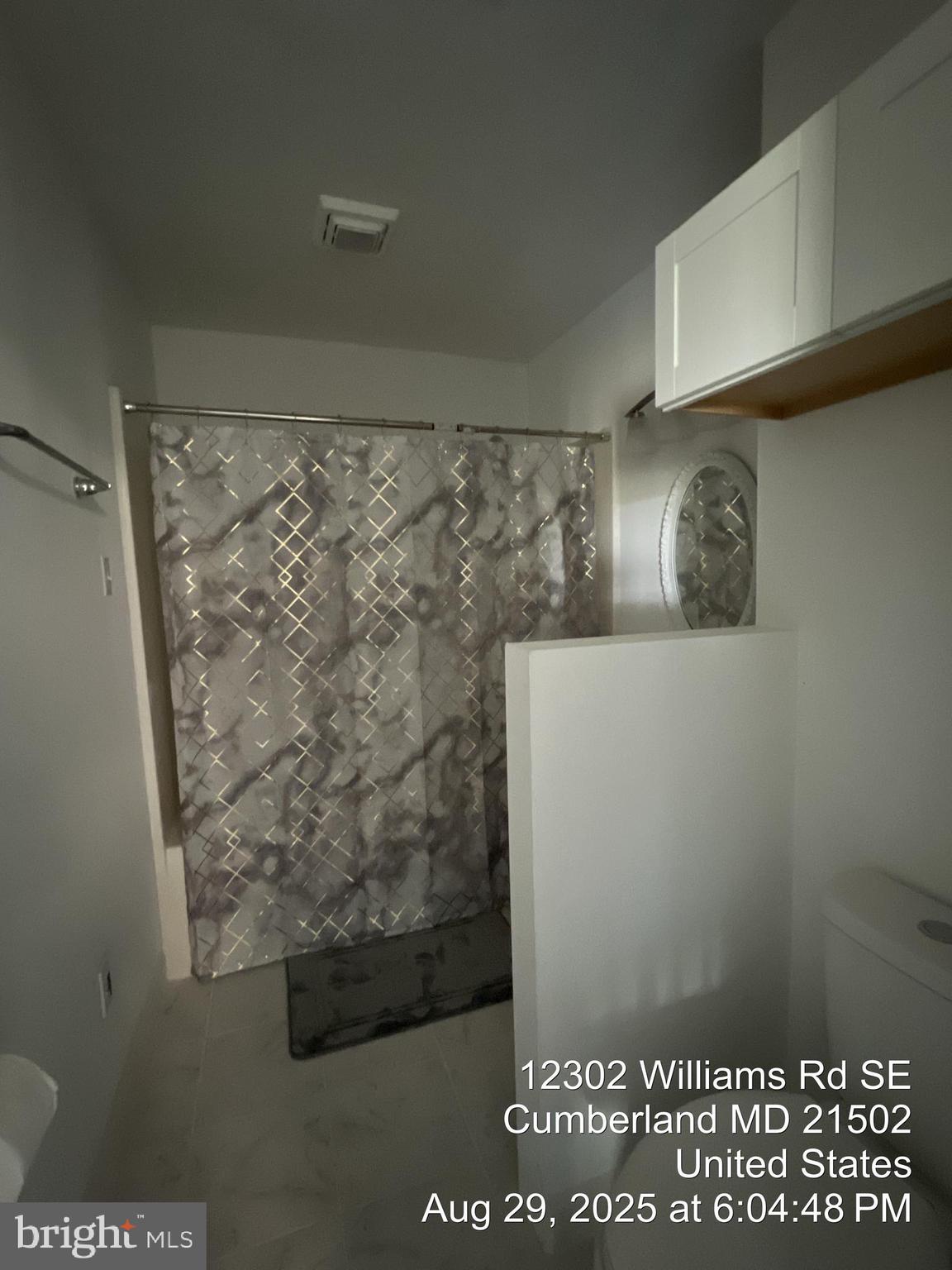 12302 Williams Road Southeast Cumberland, MD 21502 - Photo 10 of 35 a view of bathroom