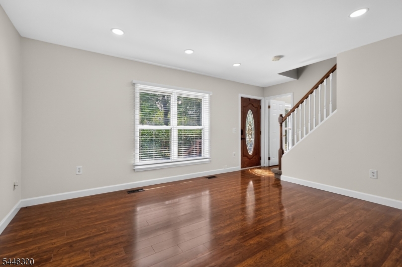 64 Valley Road Butler, NJ 07405 - Photo 4 of 20 Gallery Image 4