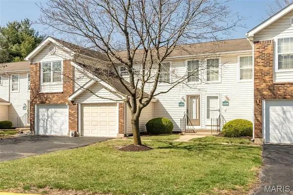 $120,000 | 14214 Riverfront Drive, Florissant, MO 63034