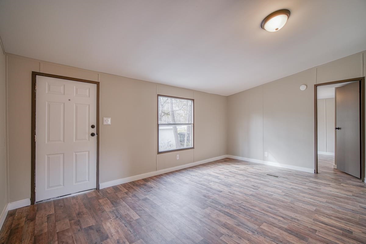 1124 Upper Valley Falls Road Boiling Springs, SC 29316 - Photo 2 of 25 Gallery Image 2