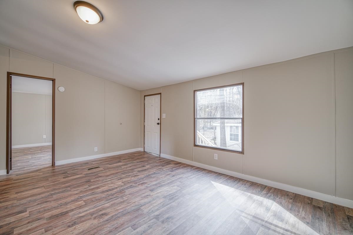1124 Upper Valley Falls Road Boiling Springs, SC 29316 - Photo 3 of 25 Gallery Image 3