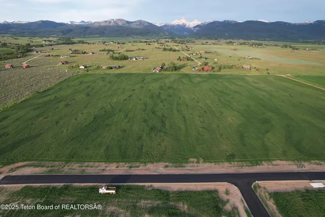 $595,000 | Lot 8 Alpenview Lane, Driggs, ID 83422