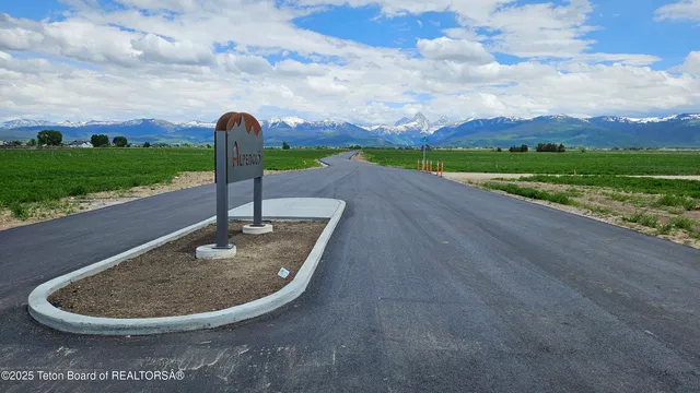 $595,000 | Lot 8 Alpenview Lane, Driggs, ID 83422