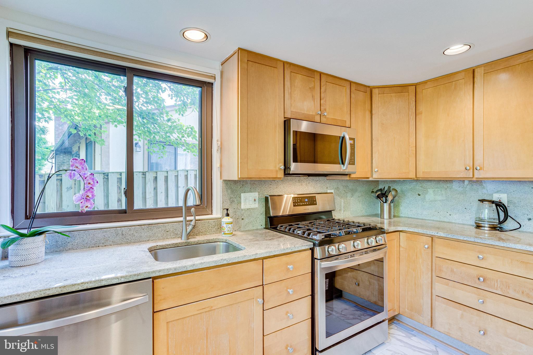 4415 Flintstone Road Alexandria, VA 22306 - Photo 20 of 45 Gallery Image 20