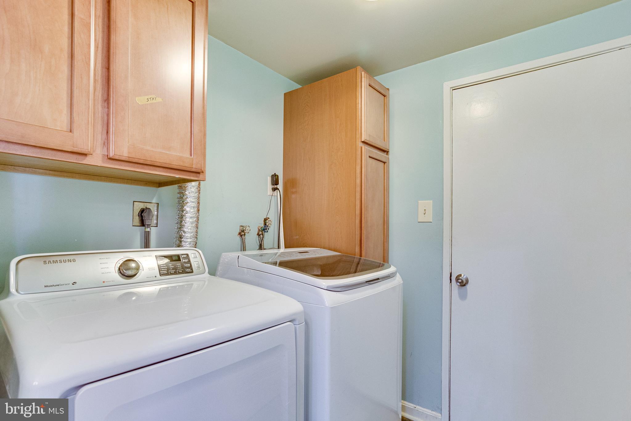 4415 Flintstone Road Alexandria, VA 22306 - Photo 8 of 45 Laundry Room Off Foyer joins Garage