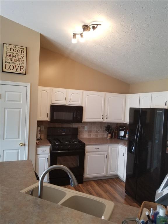6737 Knollcrest Way Pendleton, IN 46064 - Photo 12 of 25 Gallery Image 12