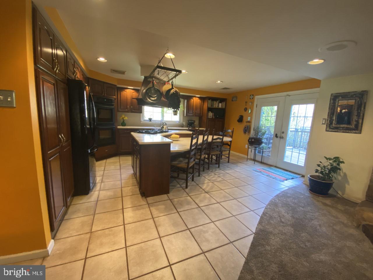 388 Sunnybrook Road Pottstown, PA 19464 - Photo 2 of 41 Open spacious kitchen