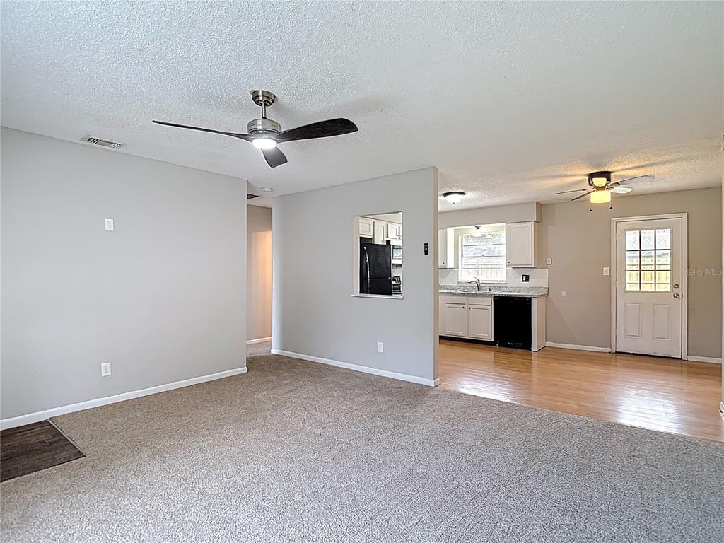14635 State Street Dade City, FL 33523 - Photo 4 of 23