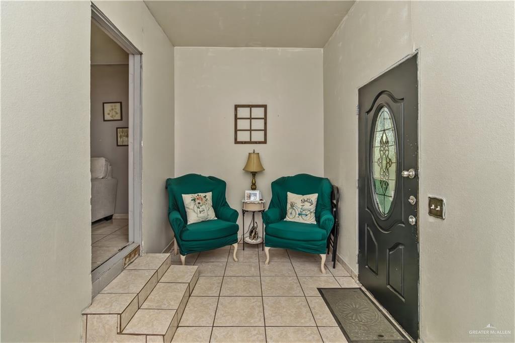816 East 2nd Street Rio Grande City, TX 78582 - Photo 4 of 15