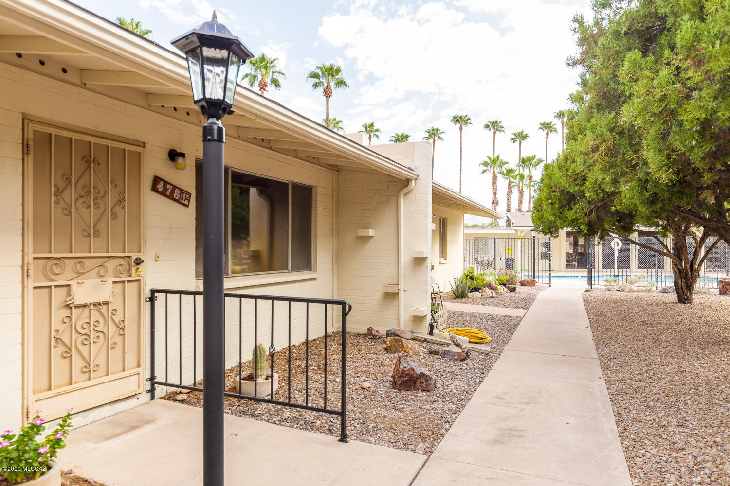 478 North Silverbell Road Tucson, AZ 85745 - Photo 4 of 33 Gallery Image 4
