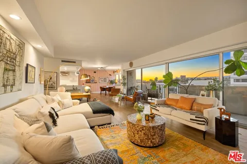 $1,399,000 | 10450 Wilshire Boulevard, Unit 7E, Los Angeles, CA 90024