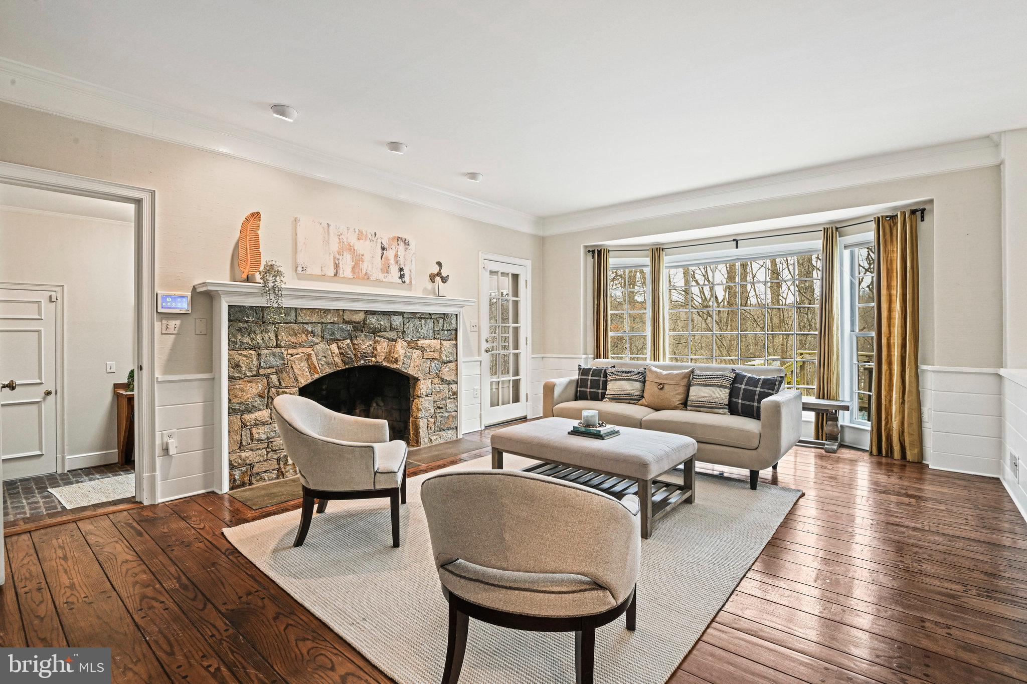 735 Potomac River Road McLean, VA 22102 - Photo 8 of 126