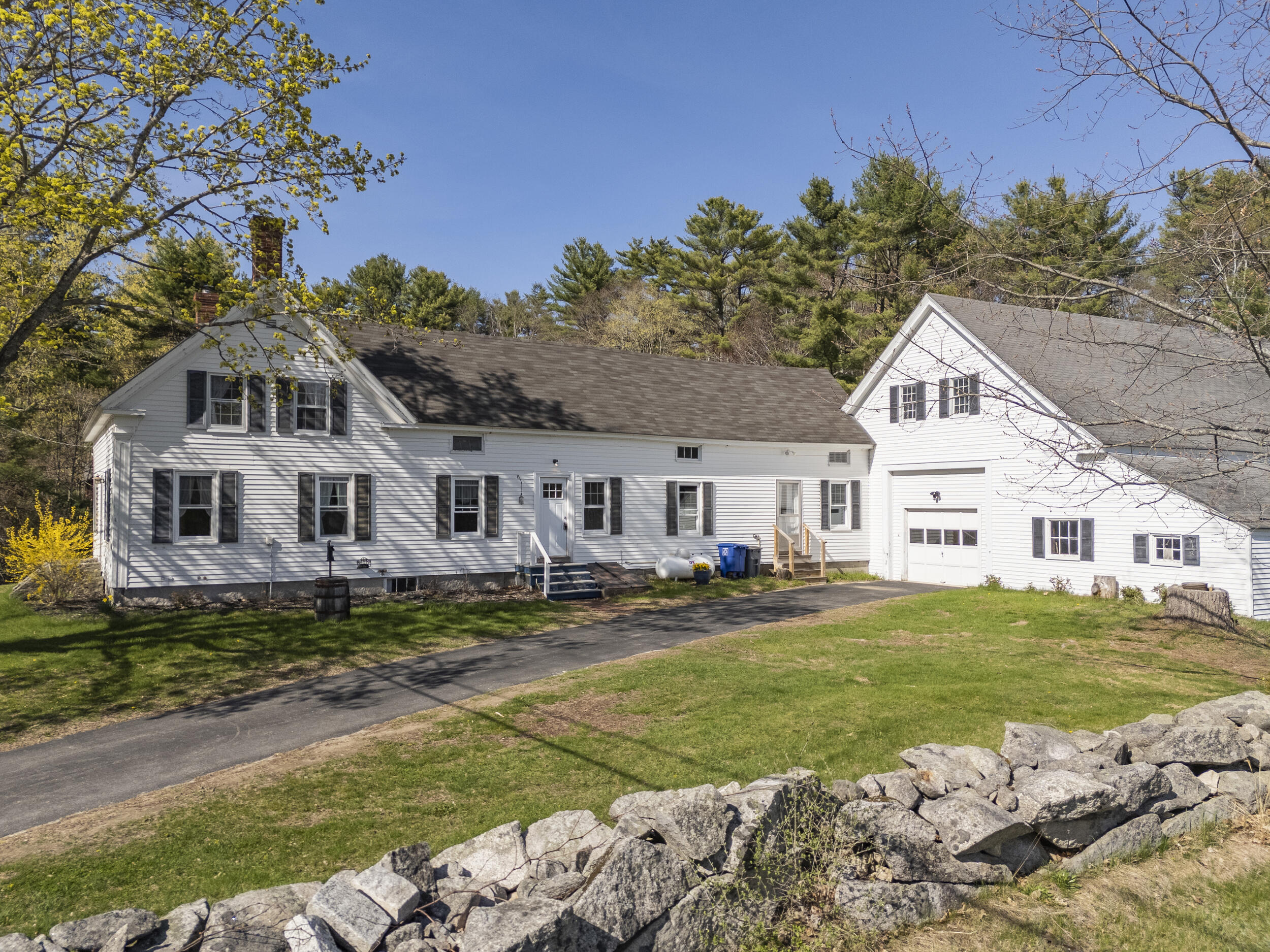 76_255raymondhill-75