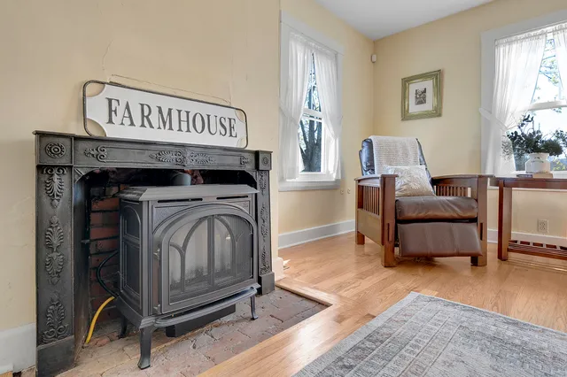 $675,000 | 255 Raymond Hill Road, Raymond, ME 04071