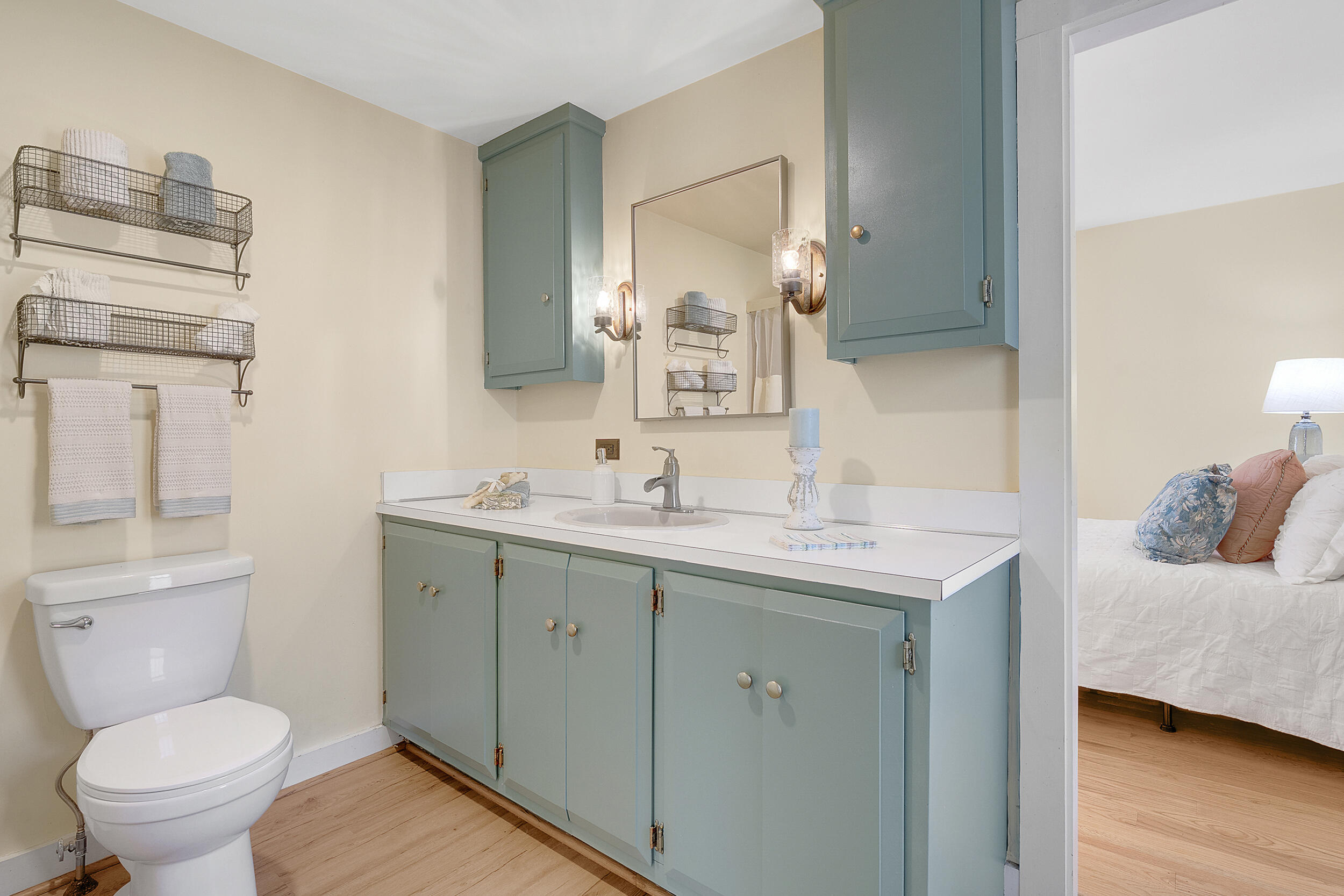 255 Raymond Hill Road Raymond, ME 04071 - Photo 17 of 56 18_255raymondhill-17