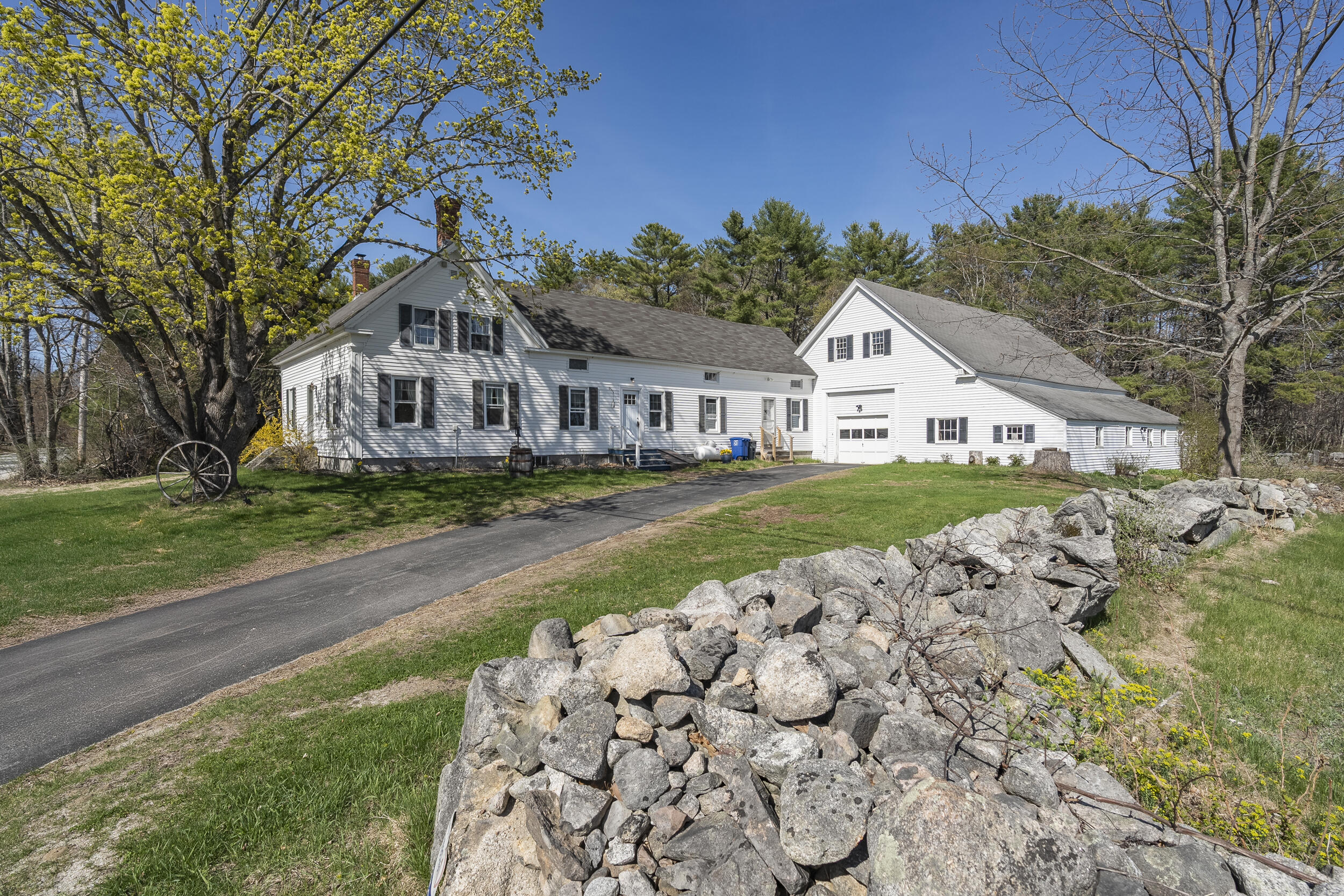 255 Raymond Hill Road Raymond, ME 04071 - Photo 2 of 56 1_255raymondhill-80