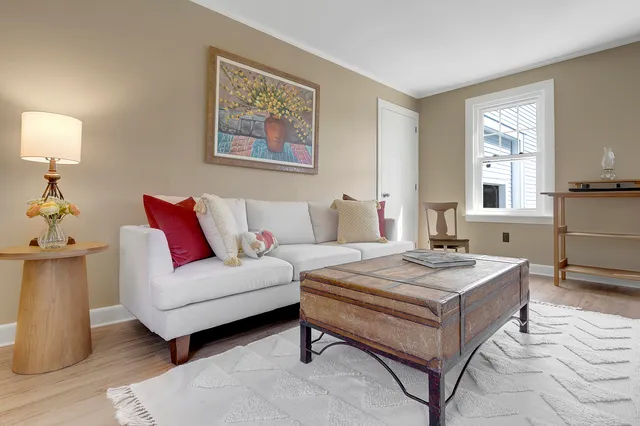 $675,000 | 255 Raymond Hill Road, Raymond, ME 04071