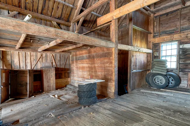 $675,000 | 255 Raymond Hill Road, Raymond, ME 04071