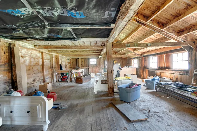 $675,000 | 255 Raymond Hill Road, Raymond, ME 04071