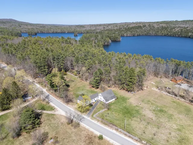 $675,000 | 255 Raymond Hill Road, Raymond, ME 04071