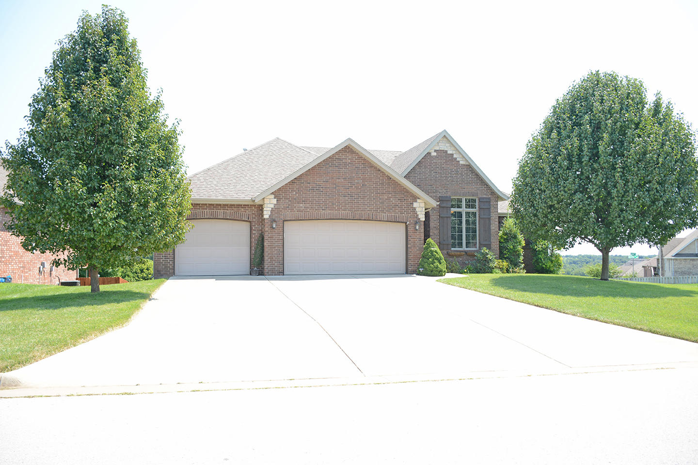 5856 South Nettleton Avenue Springfield, MO 65810 - Photo 1 of 1 DSC_9131
