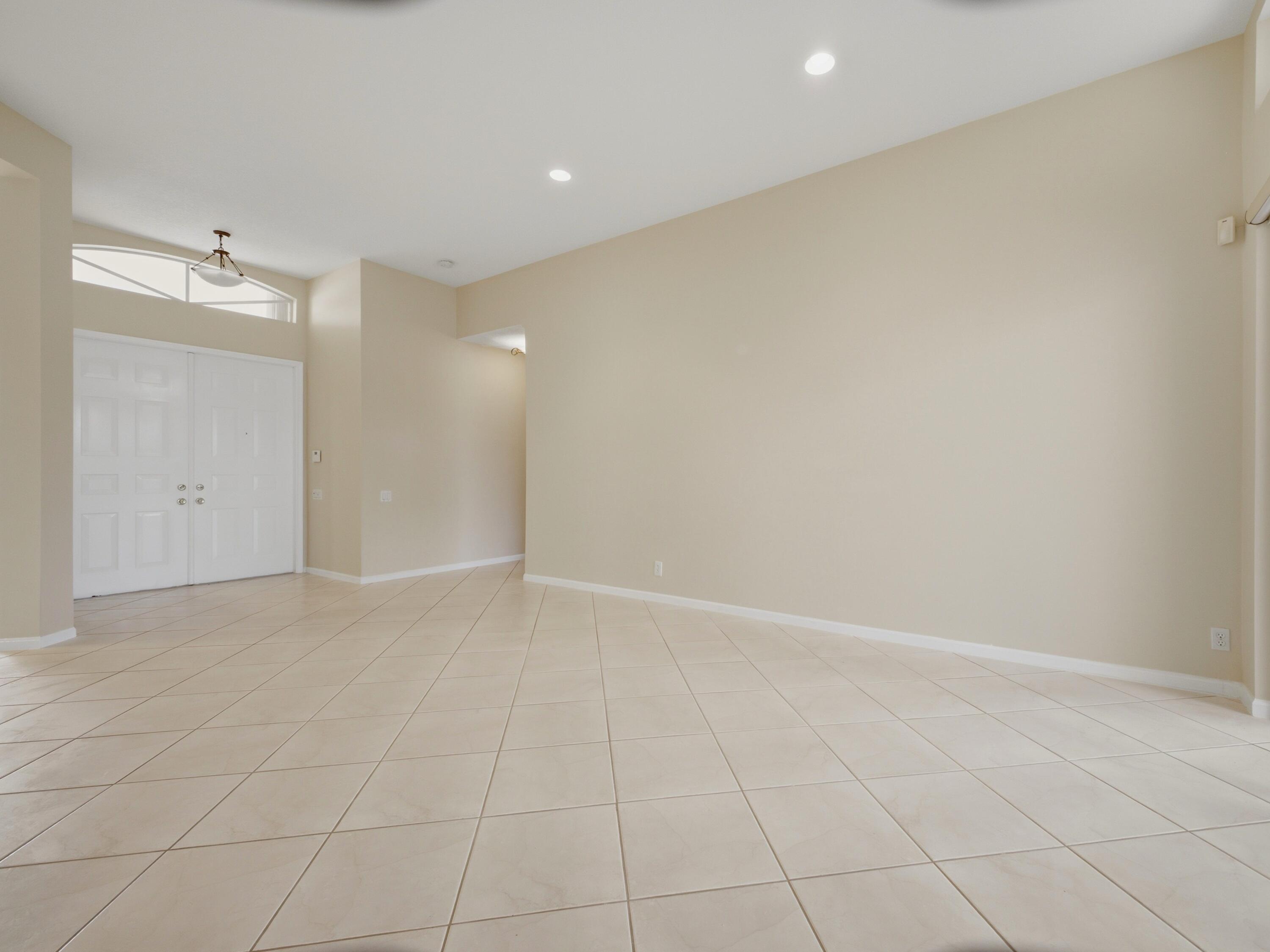 6709 Garde Road Boynton Beach, FL 33472 - Photo 12 of 45 Living 2