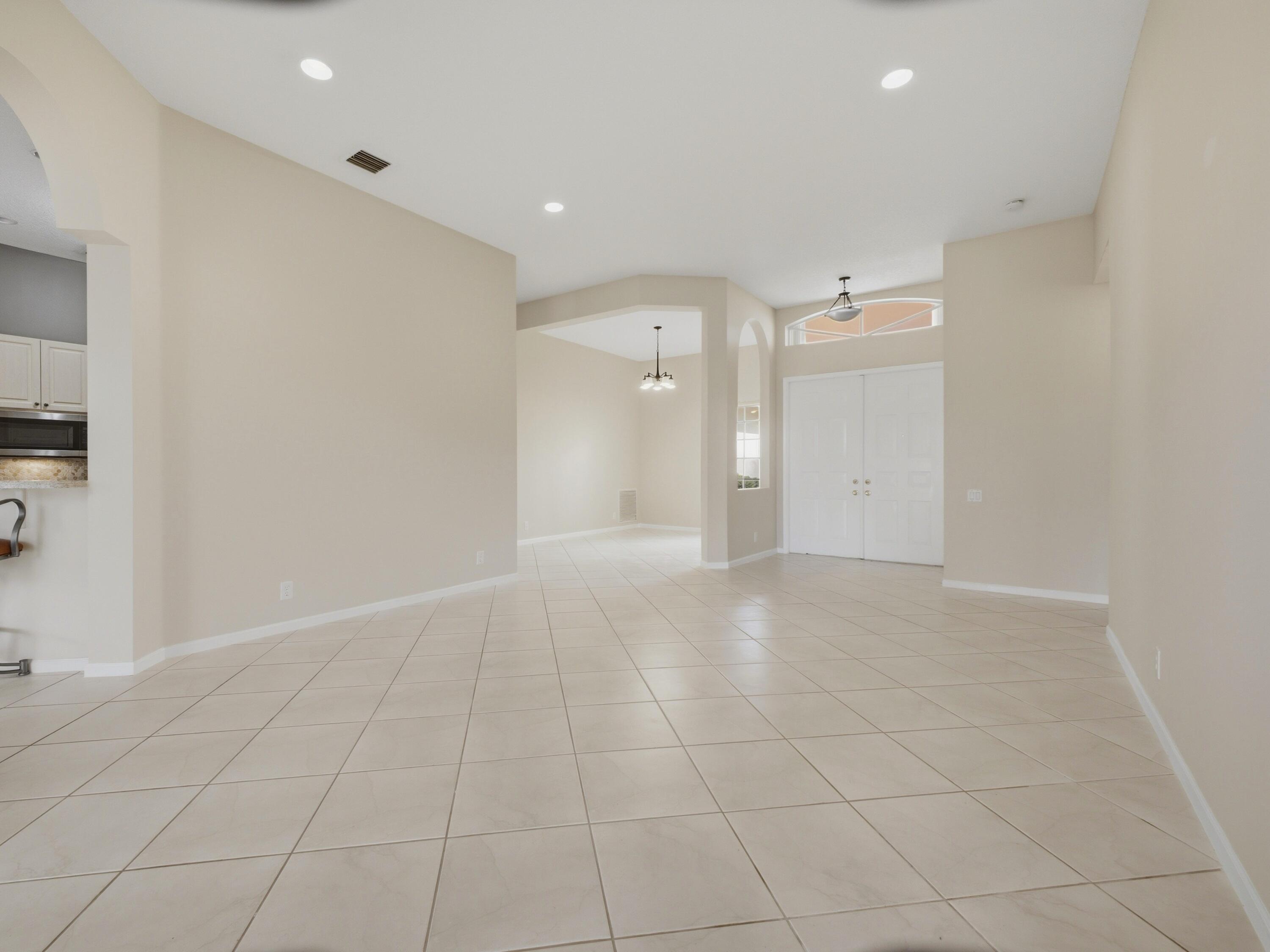 6709 Garde Road Boynton Beach, FL 33472 - Photo 13 of 45 Living to Dining