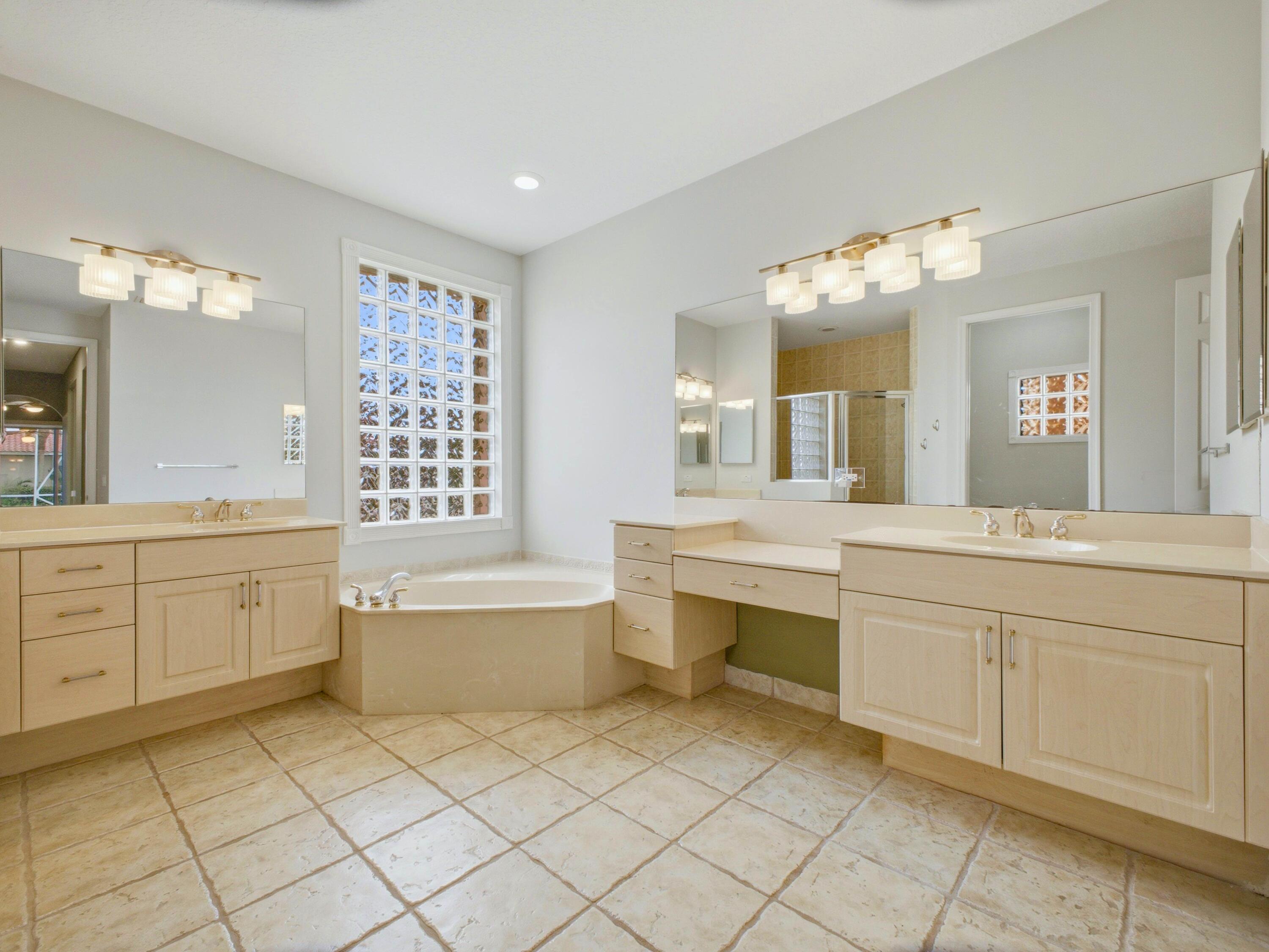 6709 Garde Road Boynton Beach, FL 33472 - Photo 19 of 45 Primary Bathroom 1