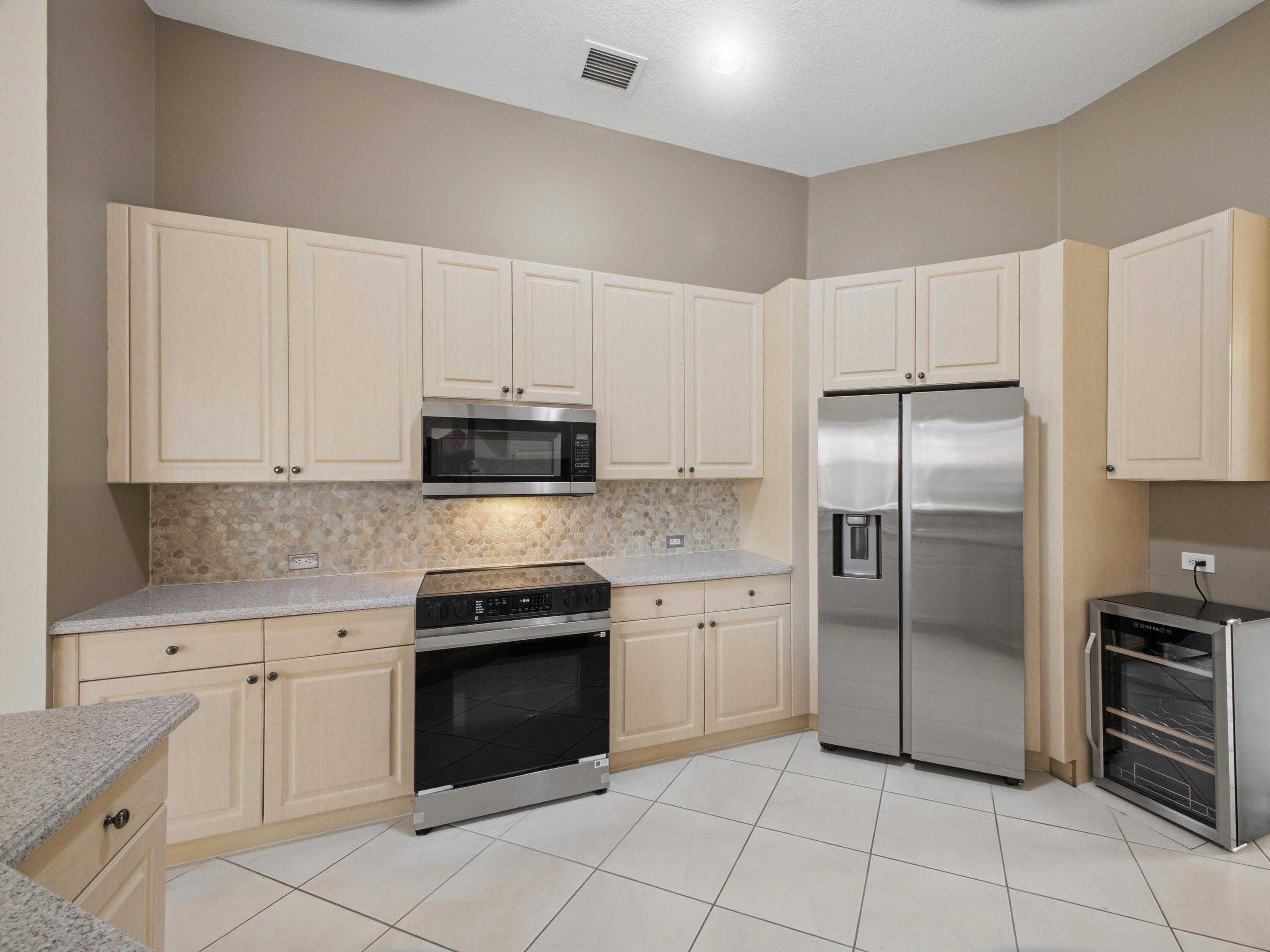 6709 Garde Road Boynton Beach, FL 33472 - Photo 8 of 45 Kitchen 2
