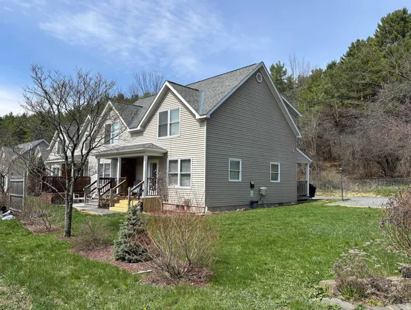 $260,000 | 15 Harlow Hill Road, Unit A, Randolph, VT 05060