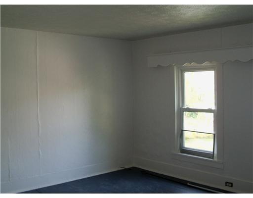 1018-1020 Moon Run Road McKees Rocks, PA 15136 - Photo 6 of 18 Bedroom.