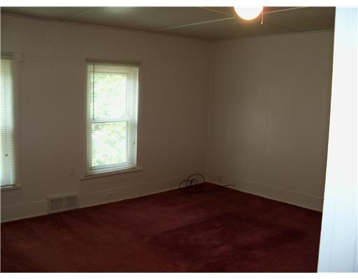 1018-1020 Moon Run Road McKees Rocks, PA 15136 - Photo 10 of 18 Bedroom. Unit 2