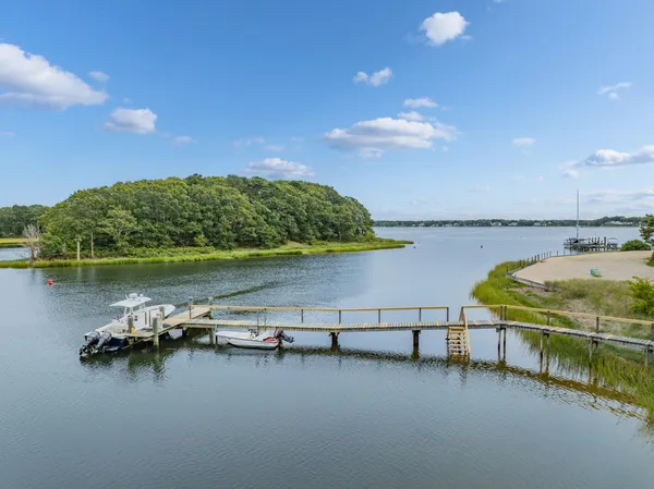 $6,750,000 | 359 Baxter Neck Road, Marstons Mills, MA 02648