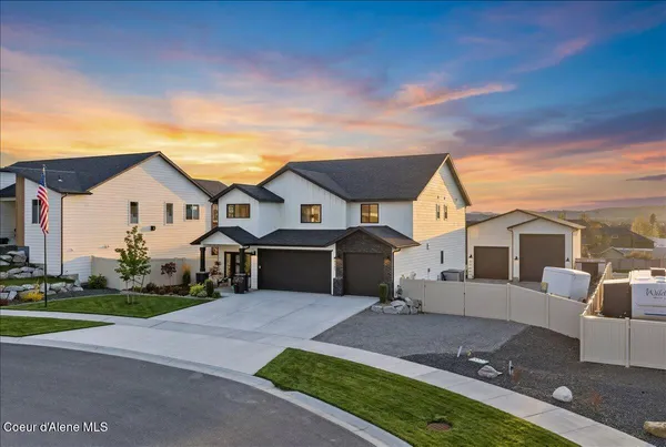 $1,125,000 | 13741 North Ramore Court, Rathdrum, ID 83858