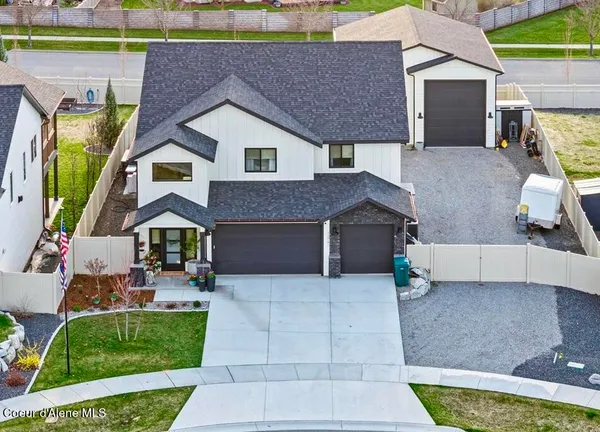 $1,125,000 | 13741 North Ramore Court, Rathdrum, ID 83858