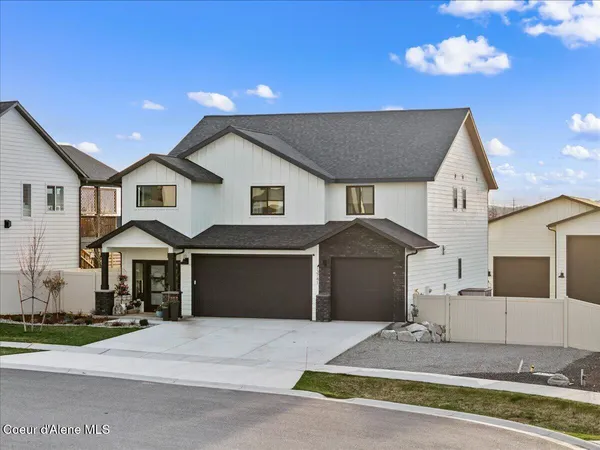 $1,125,000 | 13741 North Ramore Court, Rathdrum, ID 83858