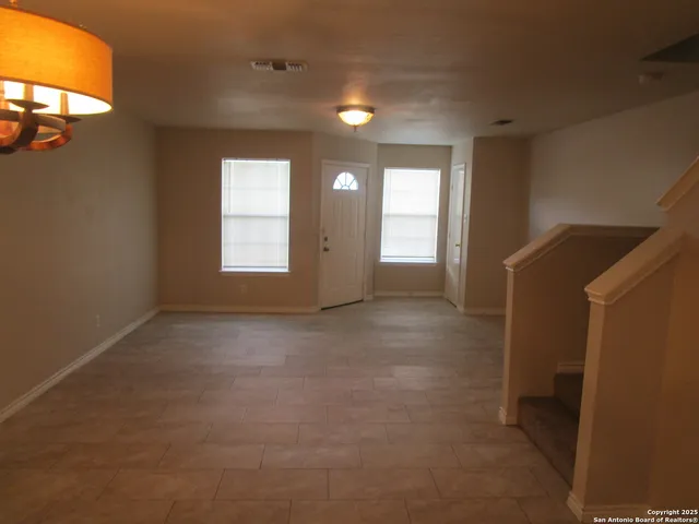 $1,250 | 103 Autumn Pass, San Antonio, TX 78245